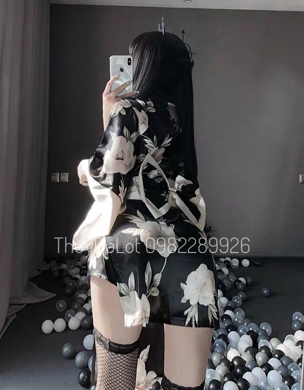 cosplay kimono đen hoa